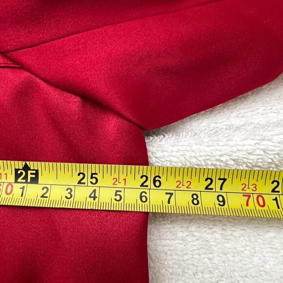 Avenue Elegant longline Red Satin Pleated Swing Jacket Coat Plus Size 26 - Picture 8 of 10